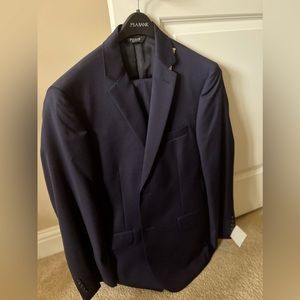 NEW Jos A Bank Signature Navy Suit